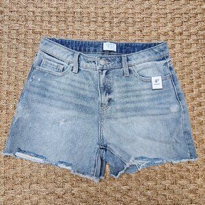 Time and true fray hem short